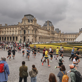 13/04/2025 – Schneider Electric Marathon De Paris Parvis Du Louvre